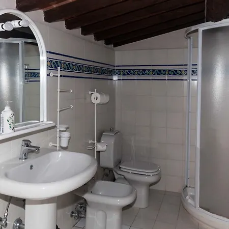 Bed And Breakfast Villa Torre Degli Onesti Apartments Lucca Exterior foto