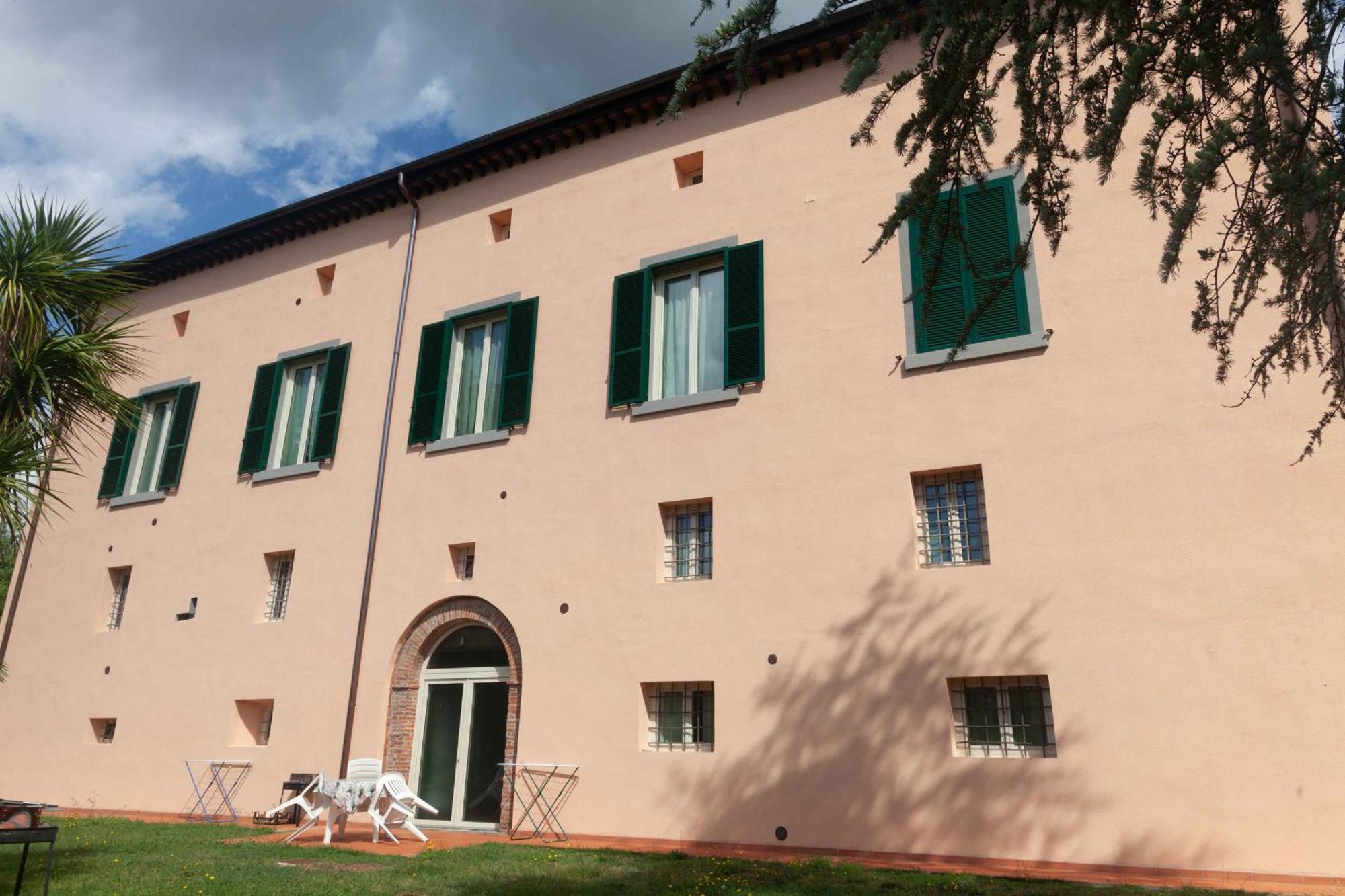 Torre Degli Onesti Bed & Breakfast Lucca